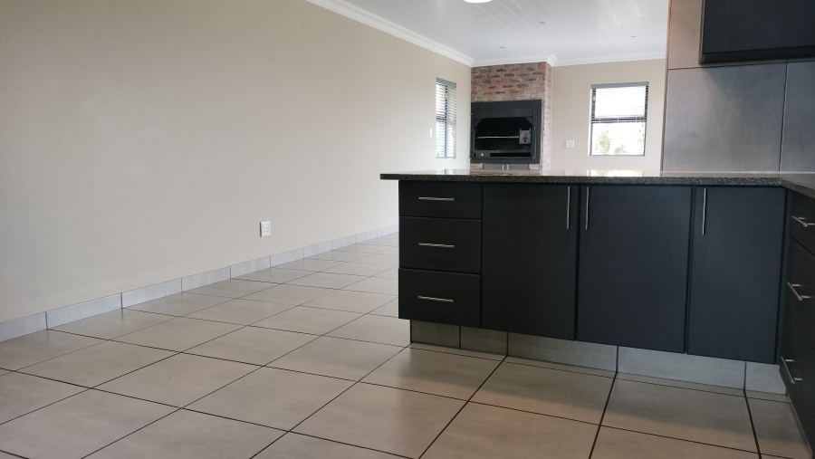 3 Bedroom Property for Sale in Reebok Western Cape